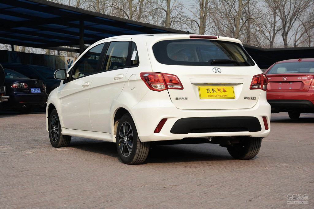 【 北汽绅宝d20 两厢高清图片】_2015款 1.