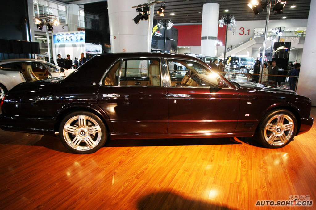 宾利雅致90周年庆典版     提示:支持键盘翻页 &larr;左 右&rarr