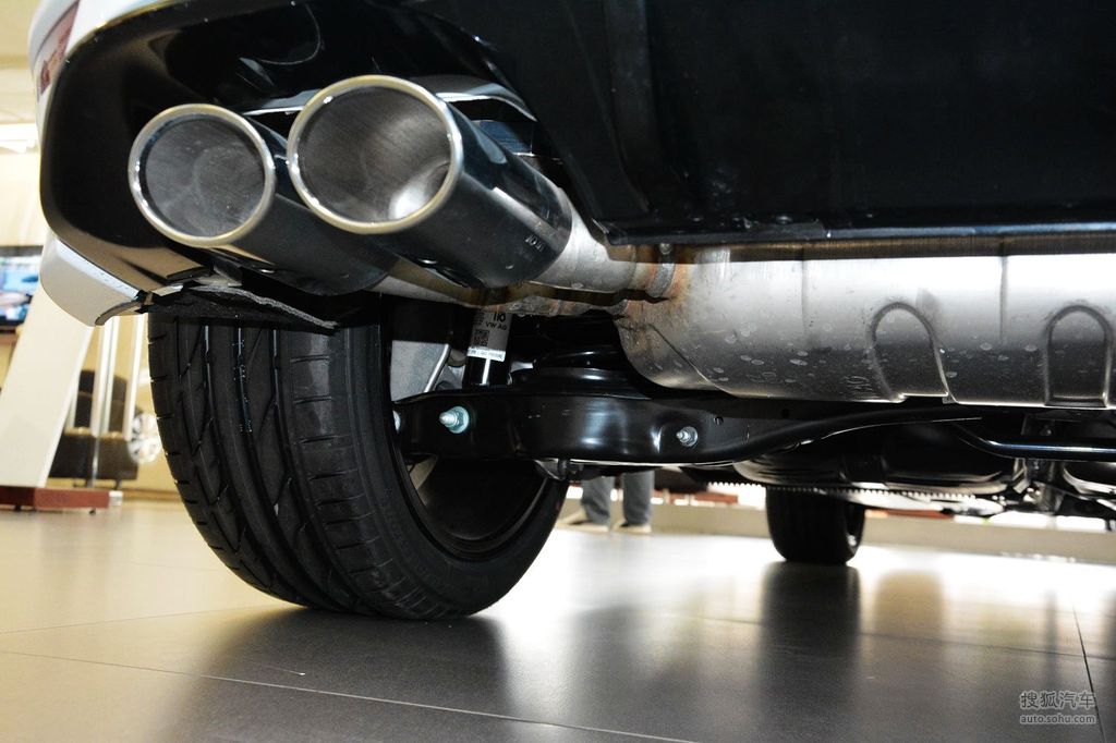 【 大众高尔夫r高清图片】_底盘发动机_搜狐汽车网