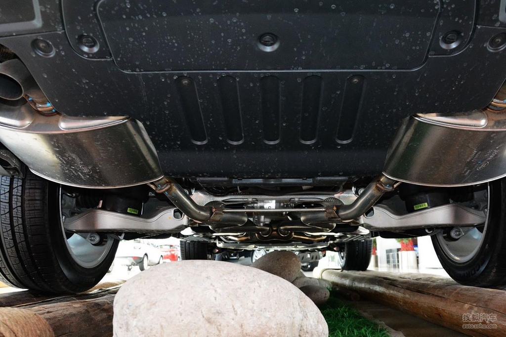 【 路虎揽胜高清图片】_2015款 5.