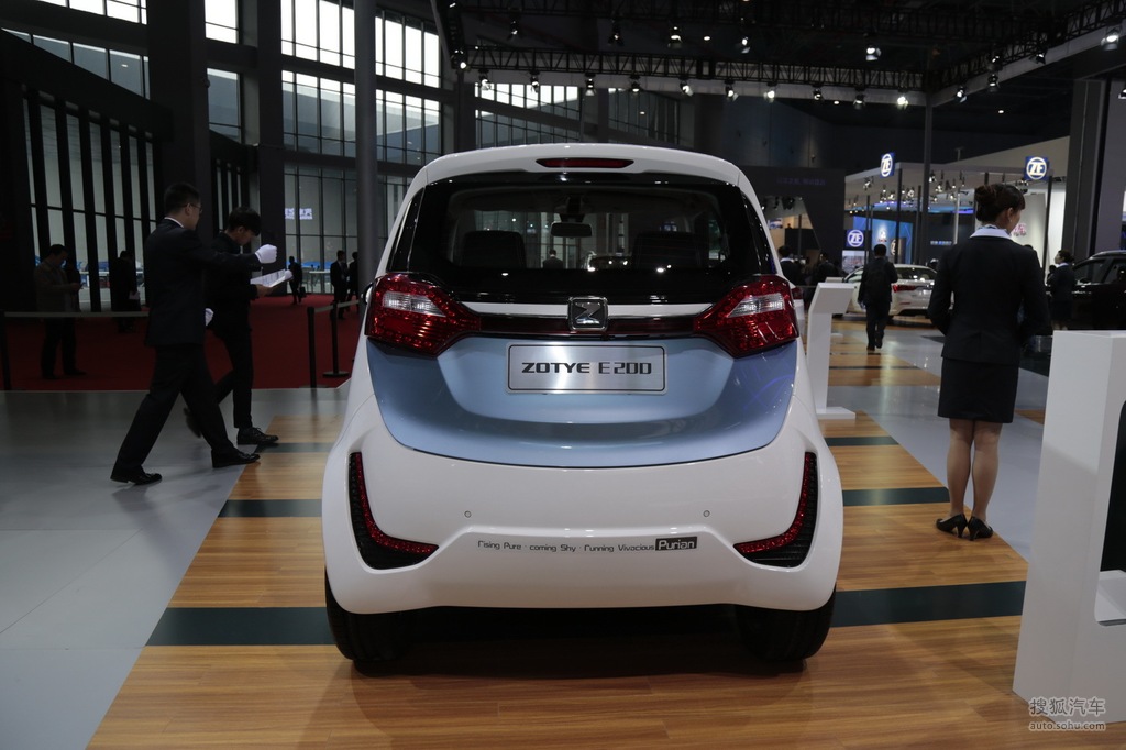 众泰e200上海车展实拍