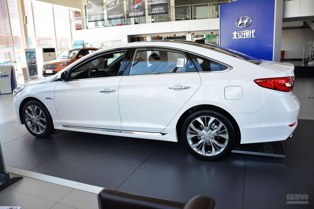 【 现代索纳塔九高清图片】_珍珠白_外观_搜狐汽车网