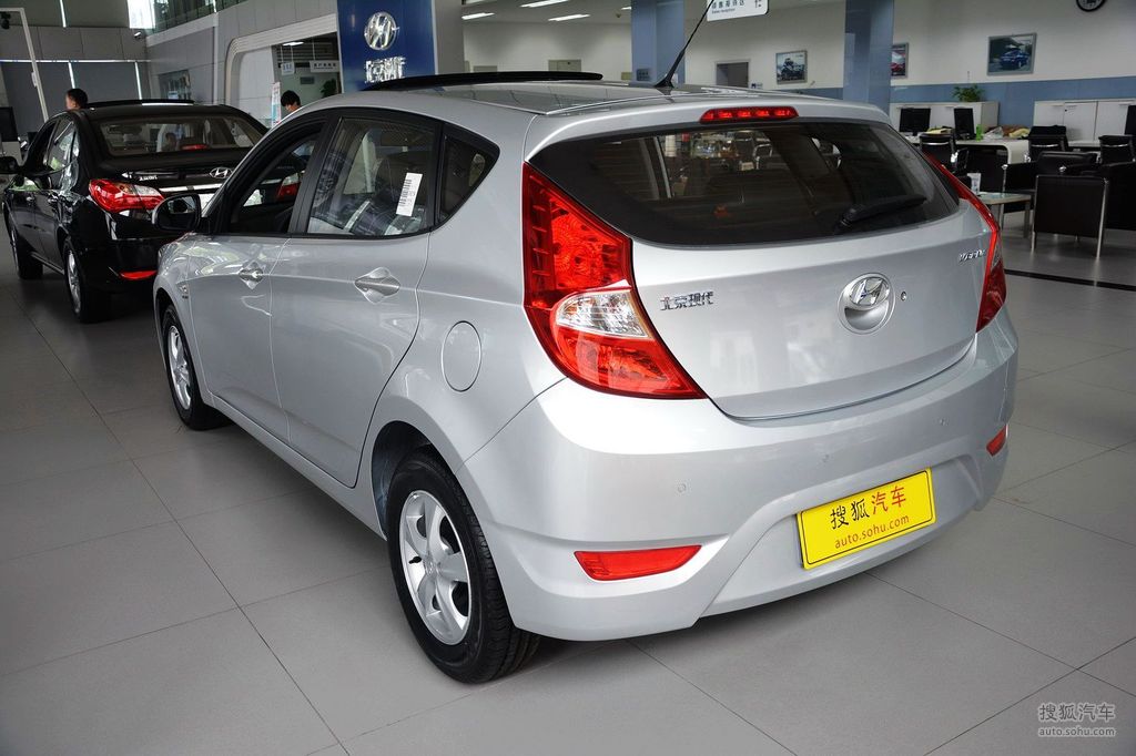 搜狐汽车>图库>现代>北京现代>瑞奕组图>2014款现代瑞奕1.