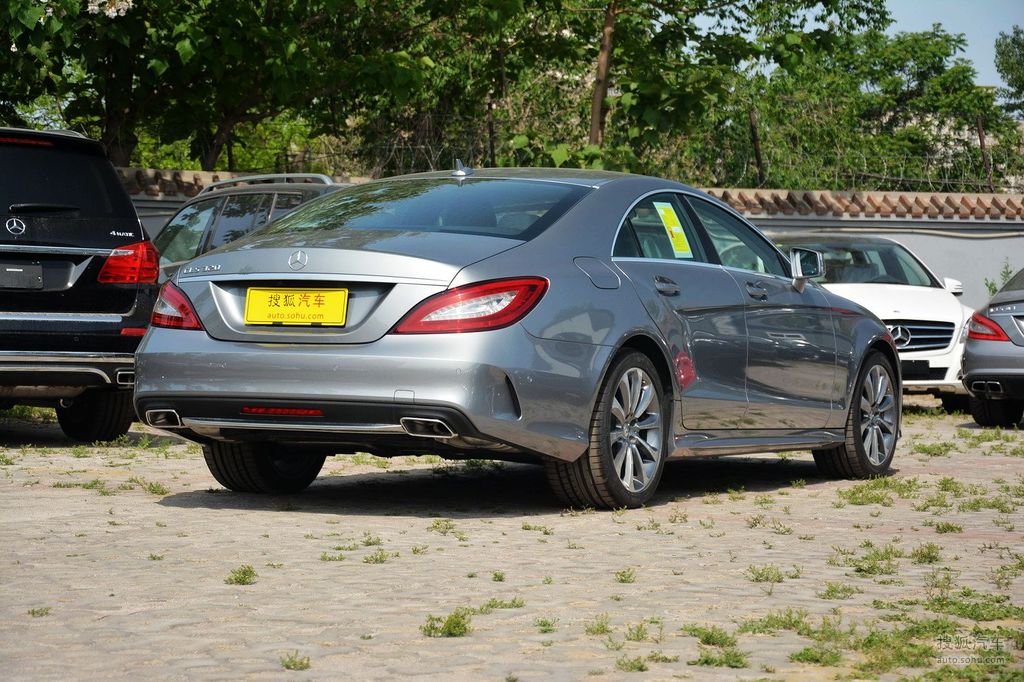 搜狐汽车>图库>奔驰>奔驰(进口)>cls级>2015款奔驰cls320图片描述提示