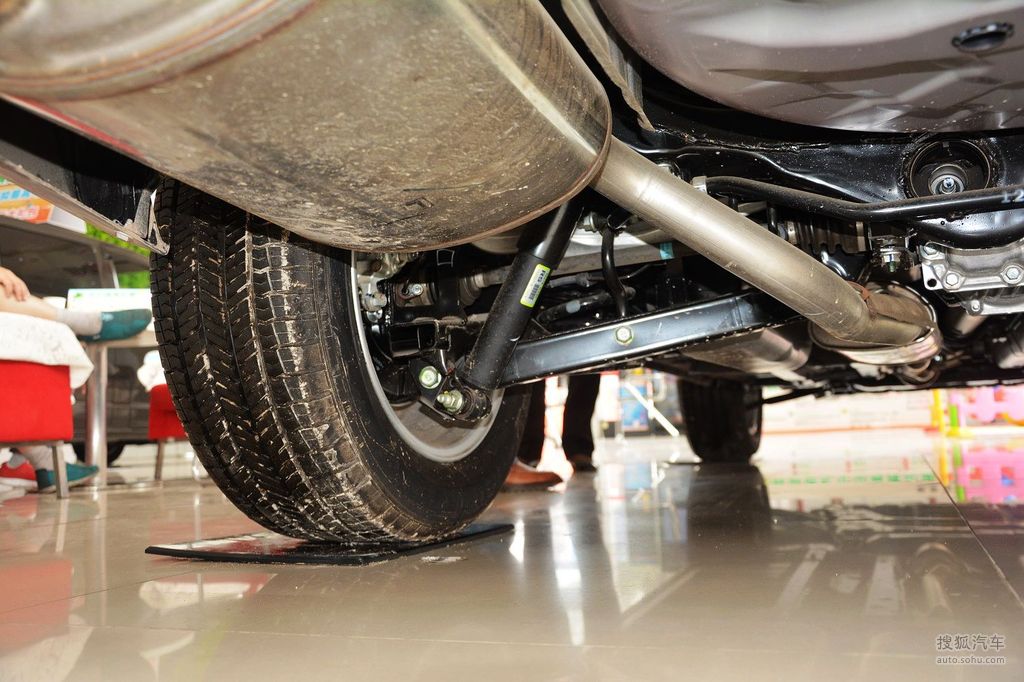 【 东风风度mx6高清图片】_底盘发动机_搜狐汽车网