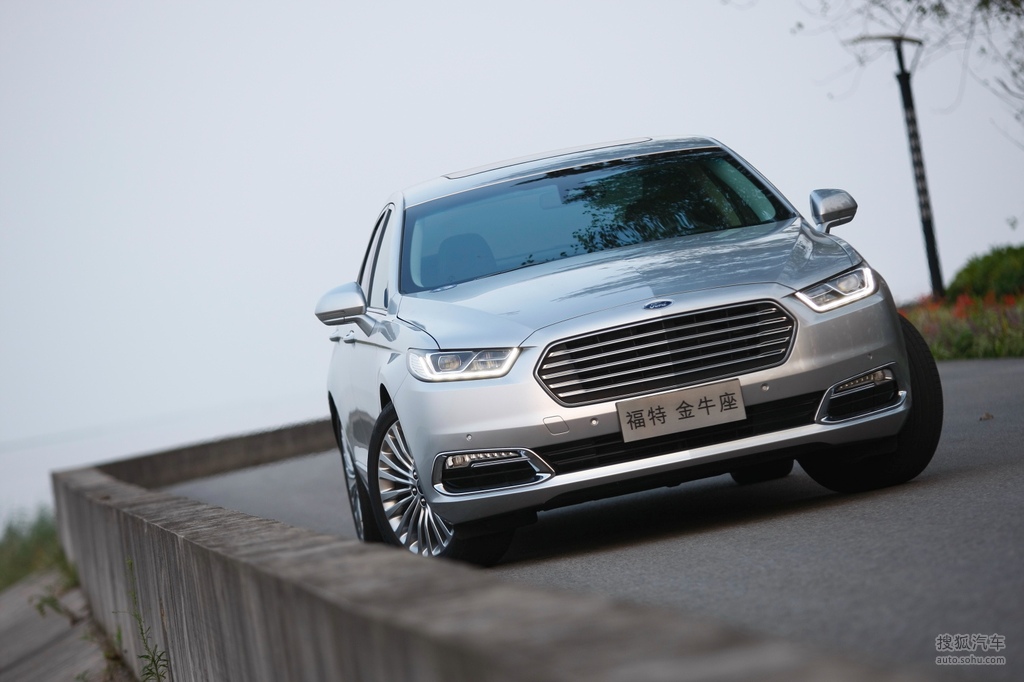 福特金牛座