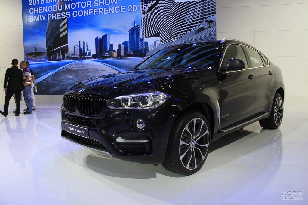 宝马x6xdrive28i成都车展实拍