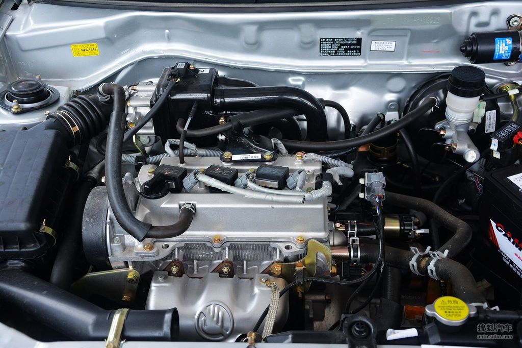 【 一汽夏利n3三厢高清图片】_底盘发动机_搜狐汽车网