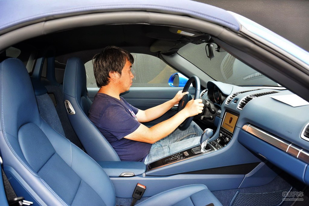 【 保时捷boxster高清图片】_空间展示_搜狐汽车网