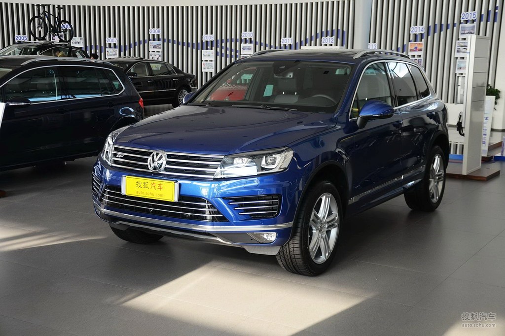 2016款大众途锐30tsirline到店实拍