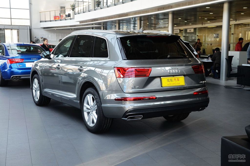 【 奥迪q7高清图片】_石墨灰_外观_搜狐汽车网