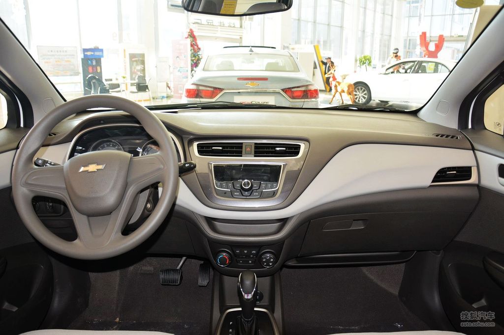 【 雪佛兰乐风rv高清图片】_2016款 1.