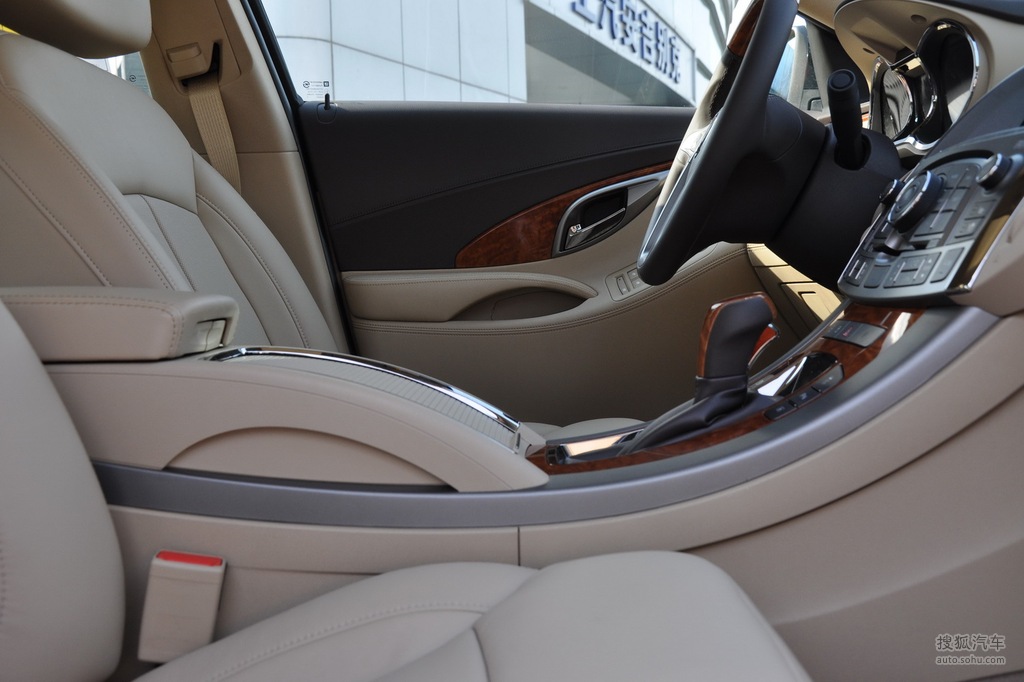 4l 豪华版onstar_浅色内饰_内饰_搜狐汽车网