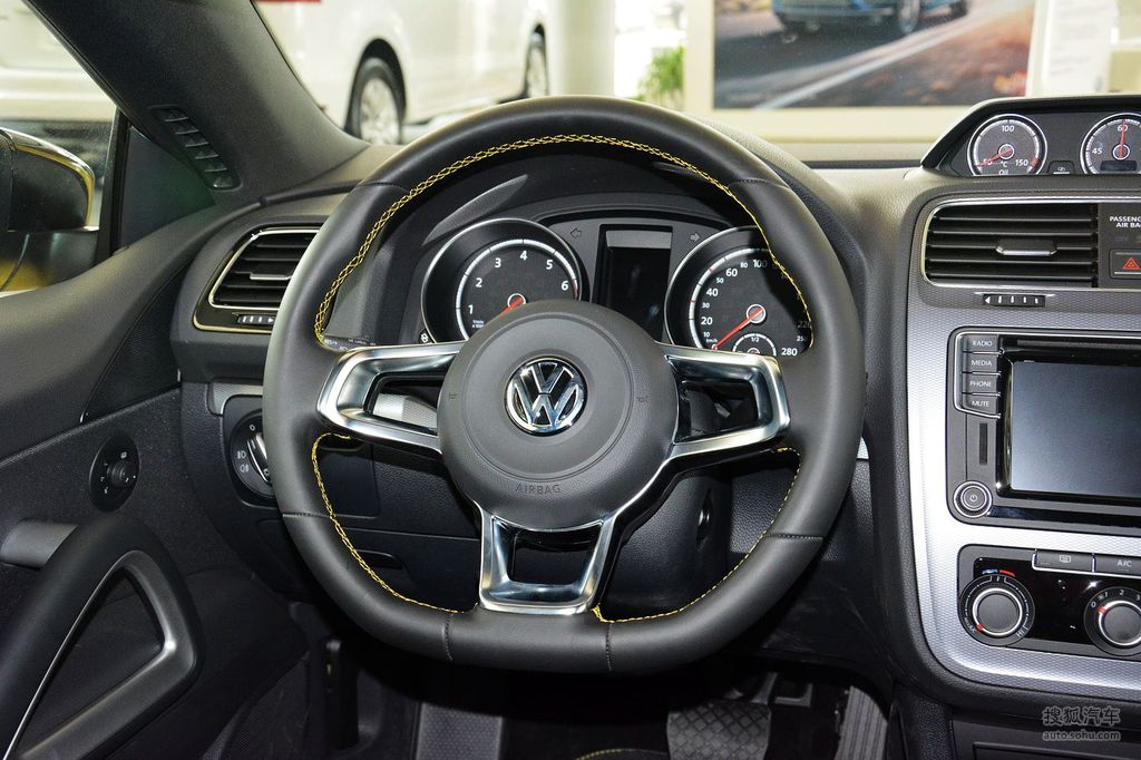 【 大众尚酷高清图片】_黑色_内饰_搜狐汽车网