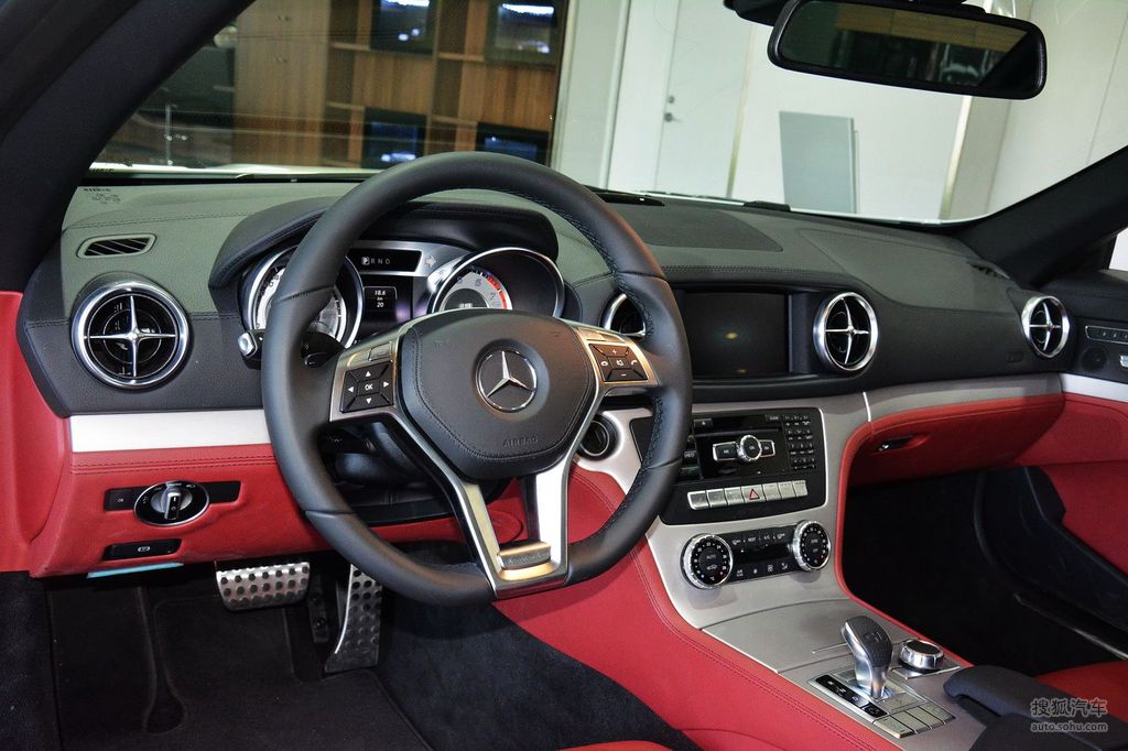 2016款奔驰sl400时尚型