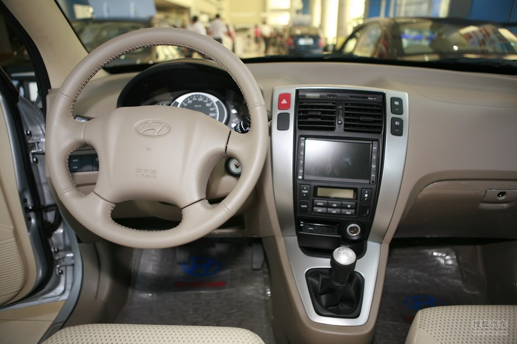 2008款现代途胜20gls手动四驱豪华型实拍