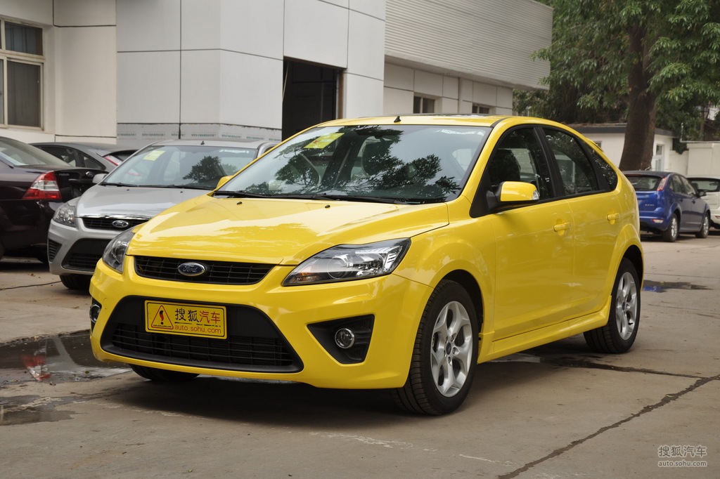 福特福克斯两厢