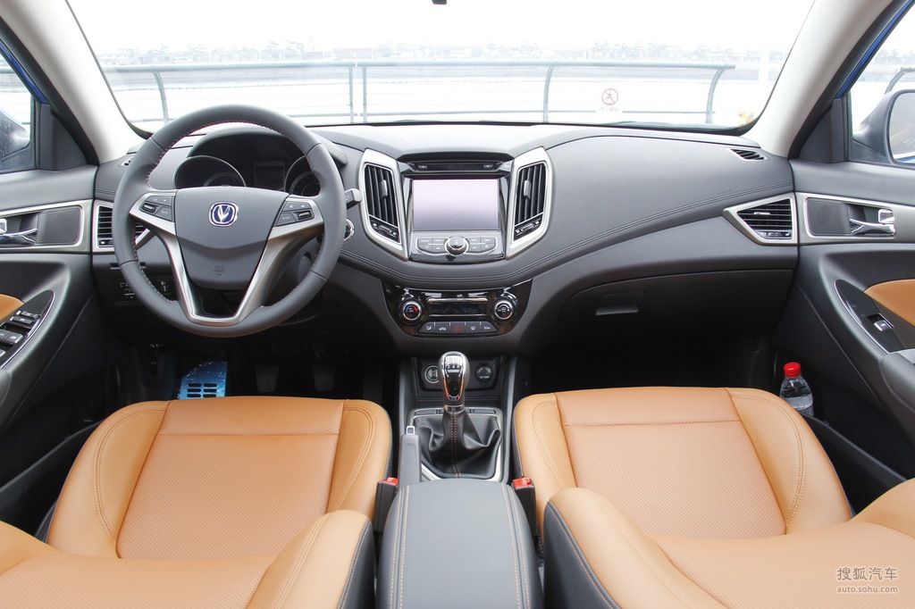 【 长安逸动xt高清图片】_黑色/棕色_内饰_搜狐汽车网