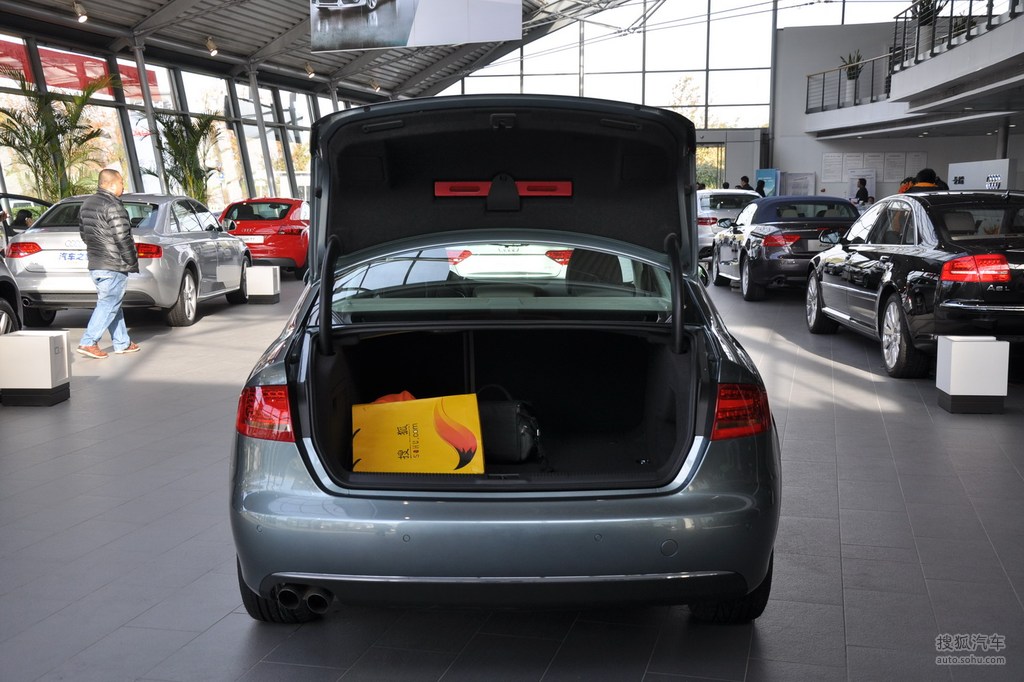 图库 奥迪 一汽奥迪 a4l 4s店报价:          19.28-41.