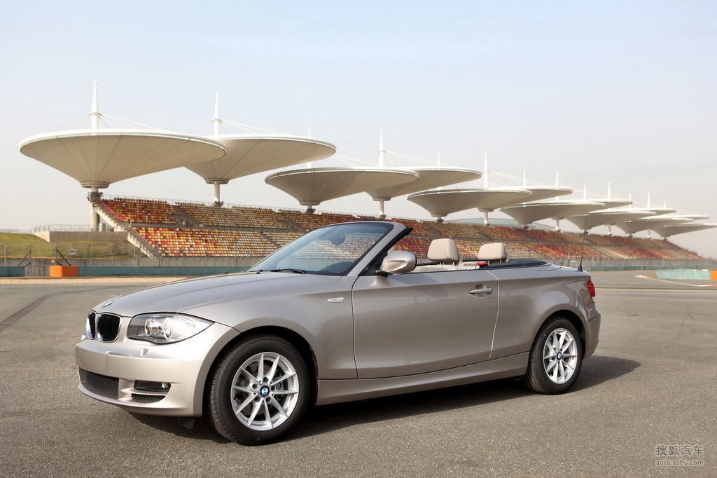 宝马1系敞篷
