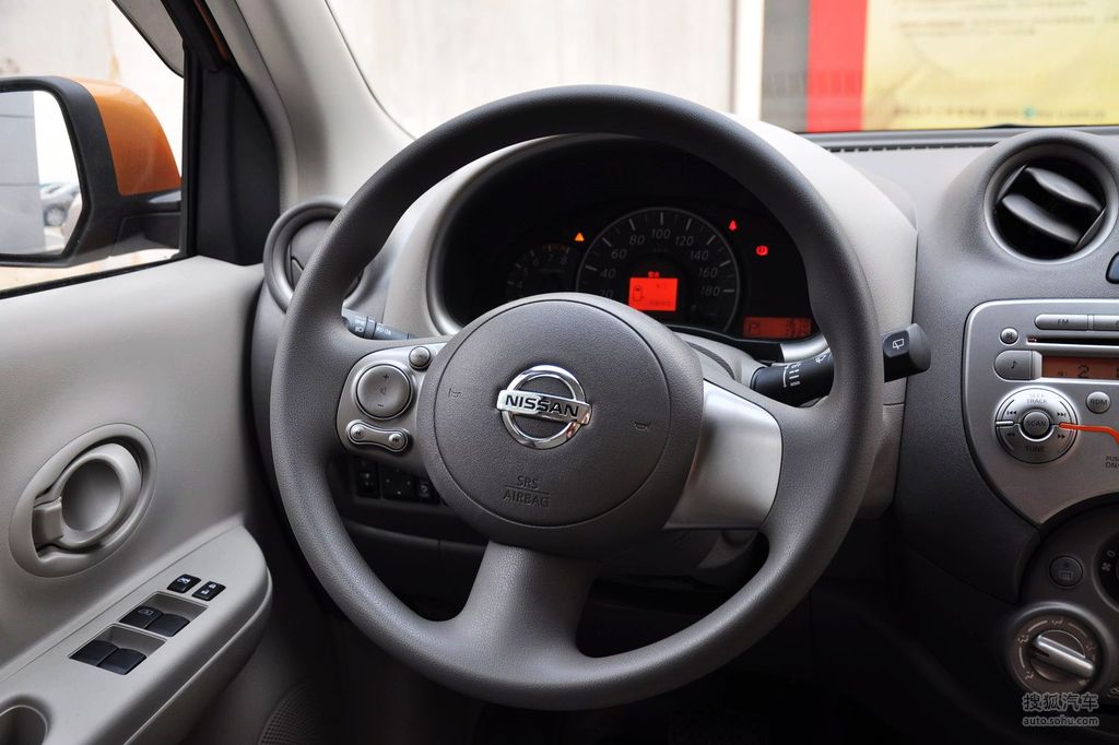 5l自动易智版 - 方向盘 提示:支持键盘翻页 ←左右