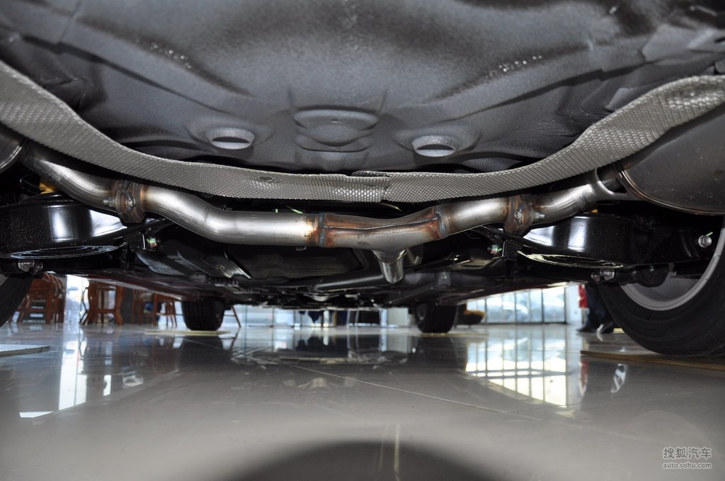 【 马自达睿翼高清图片】_底盘发动机_搜狐汽车网
