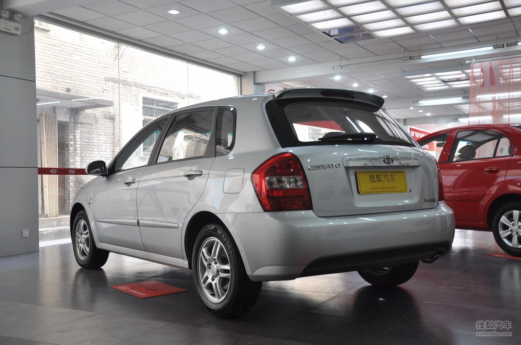 起亚赛拉图欧风