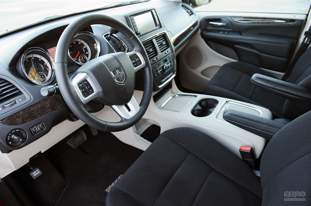 【 道奇grand caravan高清图片】_内饰_搜狐汽车网