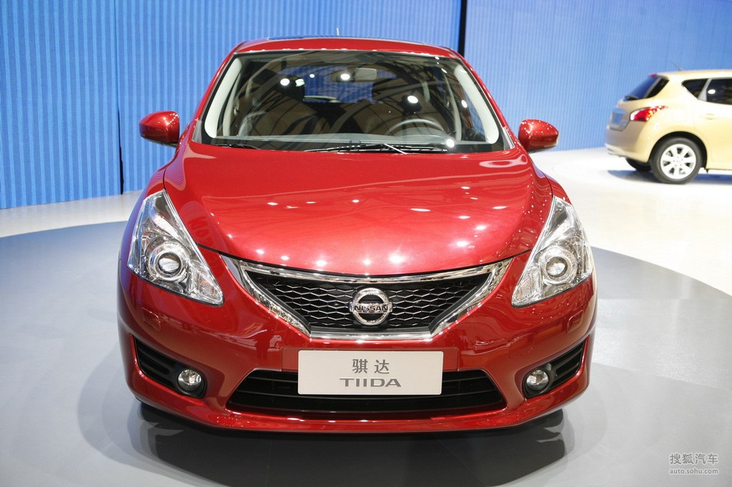 日产tiida骐达