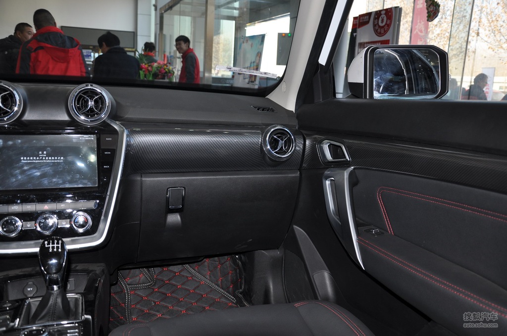 【 北京北京bj20高清图片】_黑色_内饰_搜狐汽车网