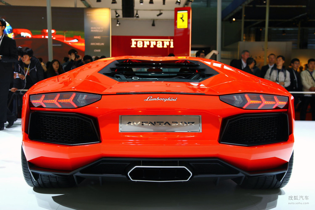 兰博基尼aventador