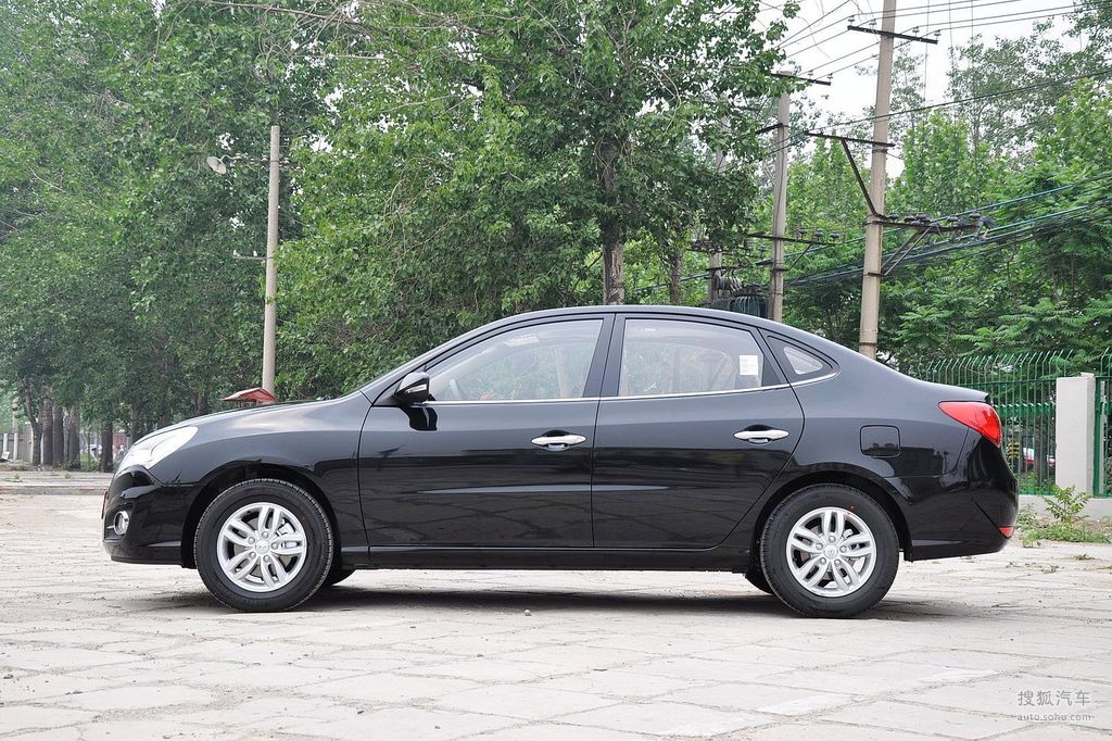 现代悦动2011款1.6 gls mt外观炫黑t806761高清图片_图库_搜狐汽车