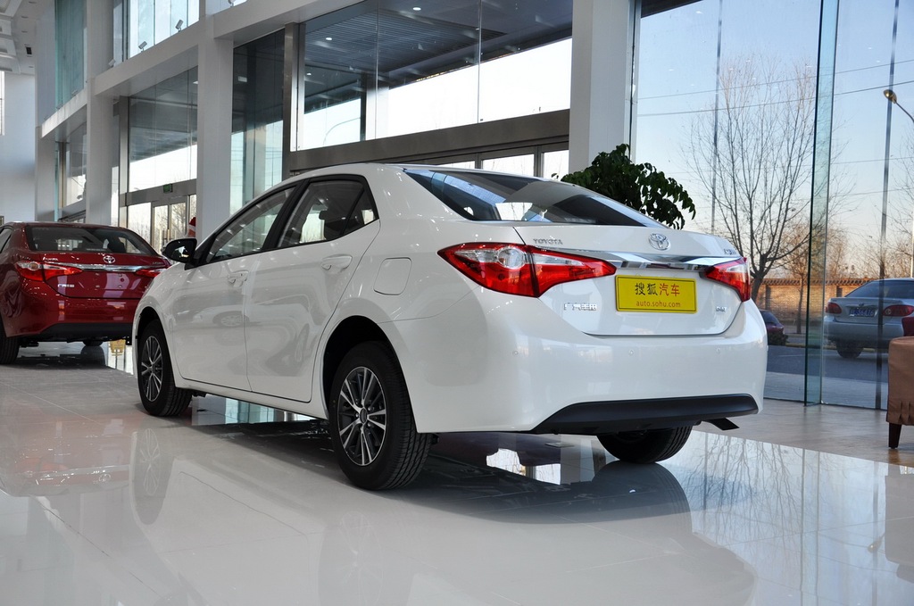 【 丰田雷凌高清图片】_珍珠白_外观_搜狐汽车网