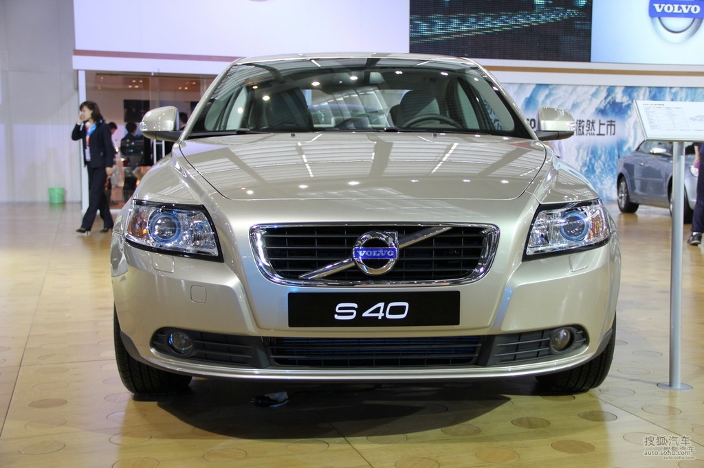 沃尔沃s40 深港澳车展实拍     提示:支持键盘翻页 &larr;左 右&rarr