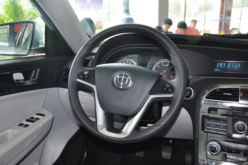 【 中华h530高清图片】_深灰_内饰_搜狐汽车网