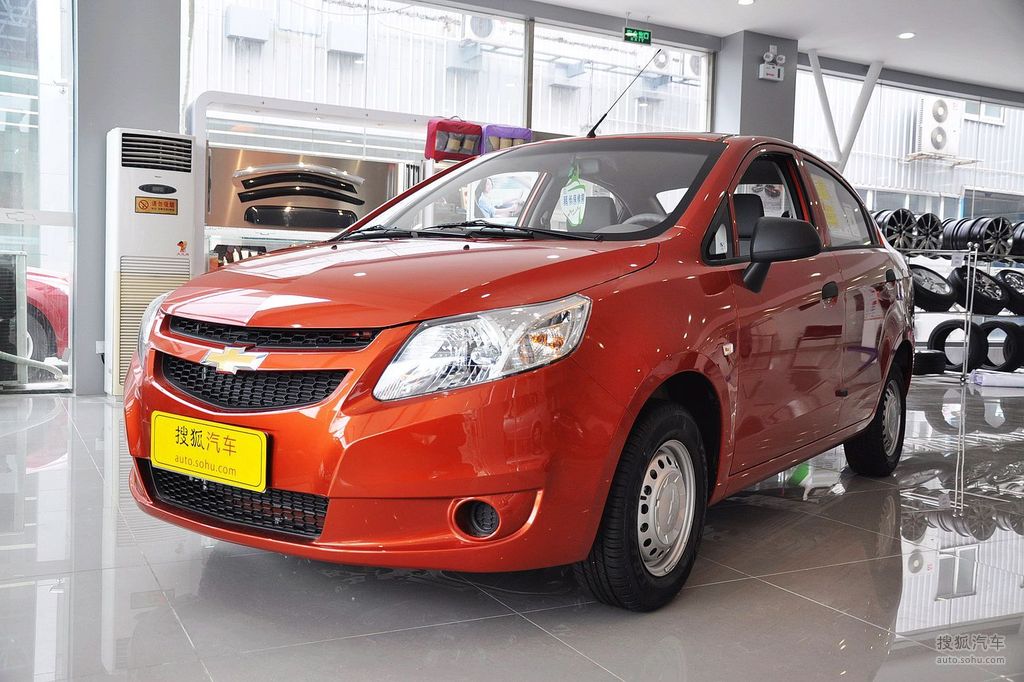 雪佛兰赛欧三厢