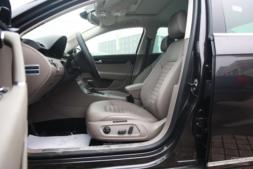 【 大众迈腾高清图片】_咖啡色真皮_内饰_搜狐汽车网