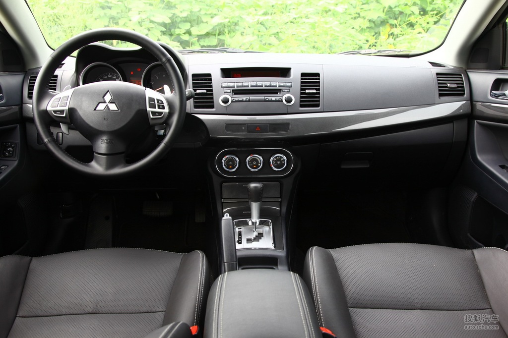 【 三菱翼神高清图片】_黑色_内饰_搜狐汽车网