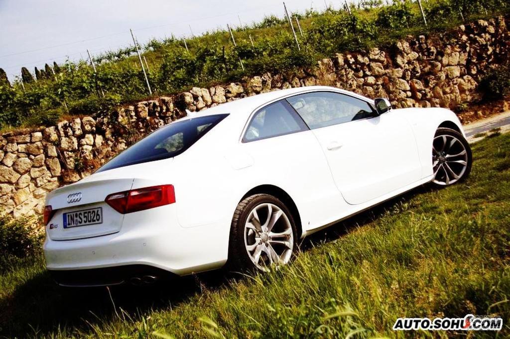 奥迪s5双门