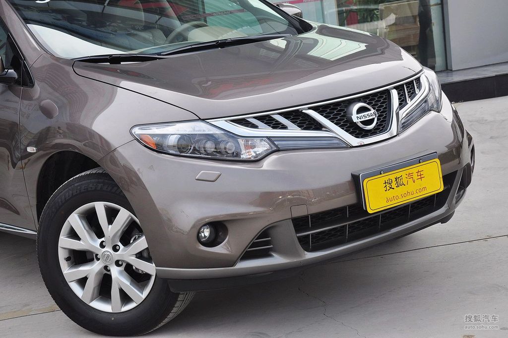 2011款东风日产楼兰 3.5l v6