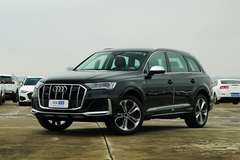 奥迪Q7