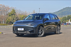 零跑汽车零跑C10 增程版