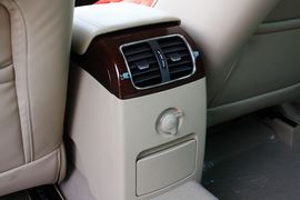 2011款荣威750 hybrid混合动力版