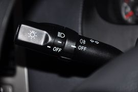   2011款昌河铃木利亚纳a+ 1.4L手动豪华I型