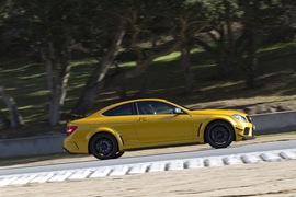   2012款奔驰C63 AMG black series试驾
