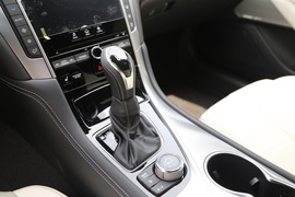  2017款英菲尼迪Q60 2.0T豪华版