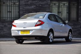   2012款奇瑞A3三厢1.6L CVT进取型