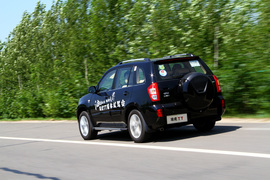   2012款奇瑞瑞虎 1.6L CVT版哈尔滨试驾实拍