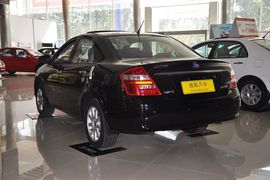   2012款吉利英伦汽车SC7到店实拍