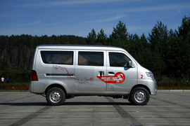   2011款哈飞骏意漠河试驾实拍